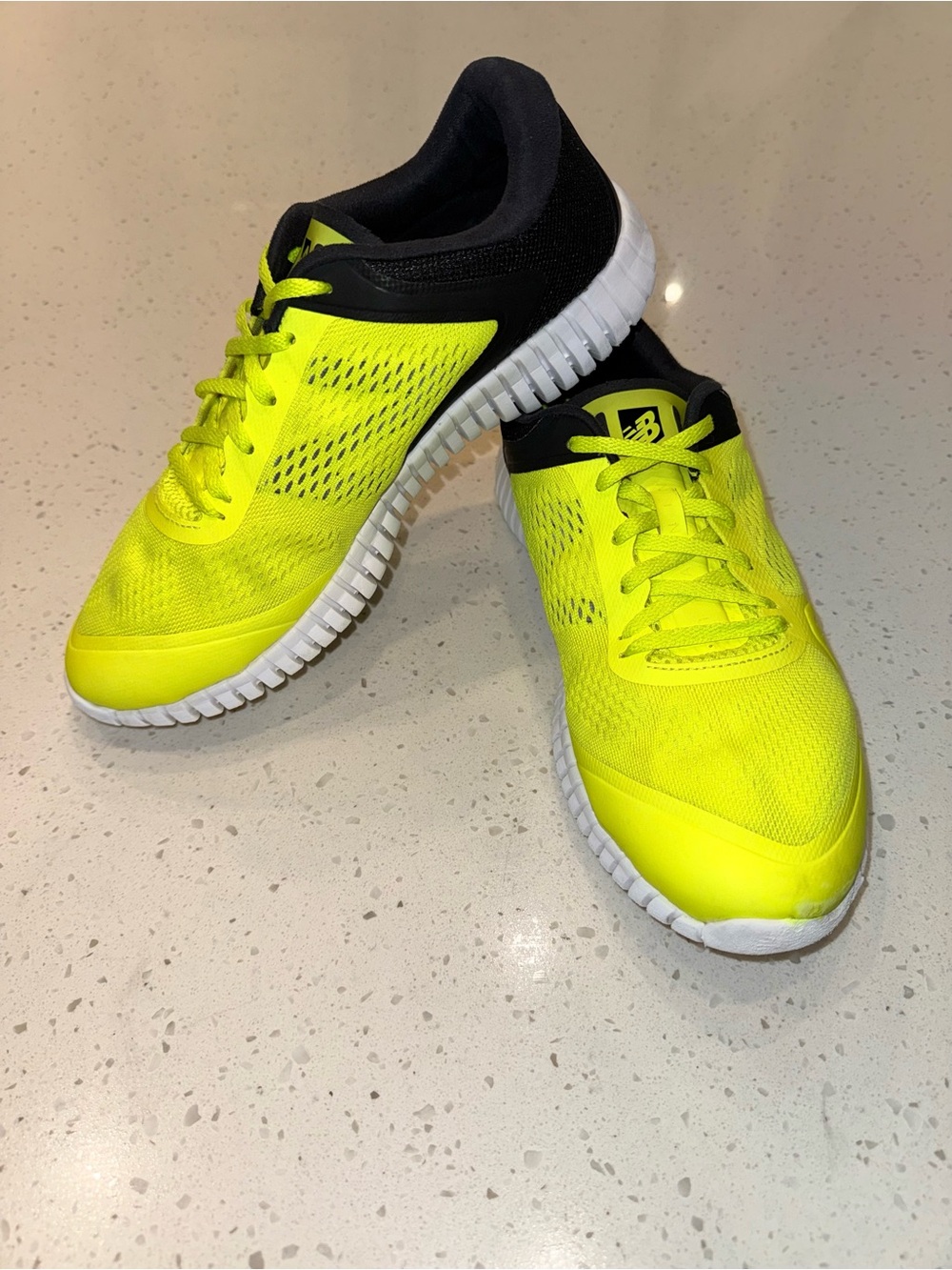 New Balance Men's Neon Yellow and Black Athletic Running Shoes